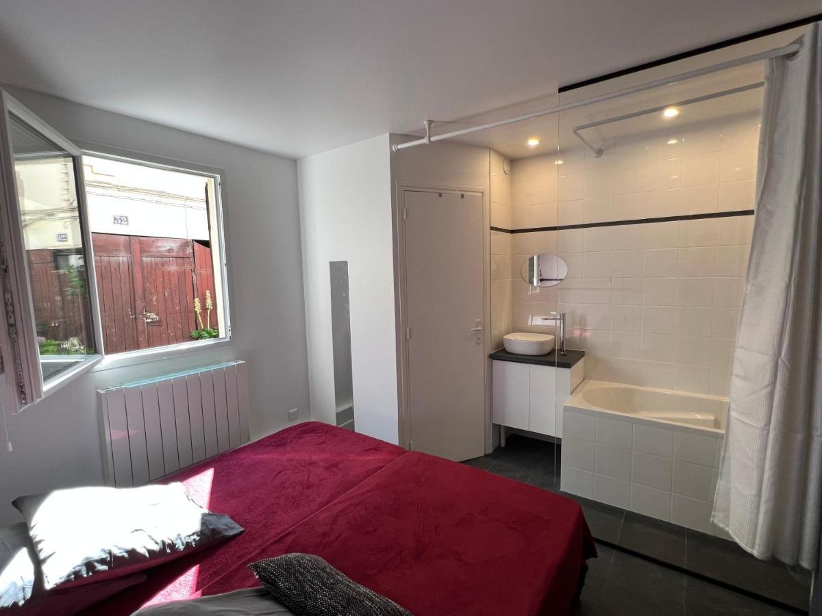 Cite Pilleux - Cozy Apartment In A Private Lane Paris Exterior foto