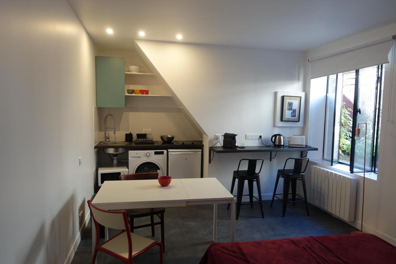 Cite Pilleux - Cozy Apartment In A Private Lane Paris Exterior foto